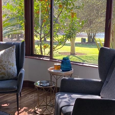The Woodpecker Inn Pretoria Bagian luar foto