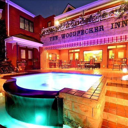 The Woodpecker Inn Pretoria Bagian luar foto