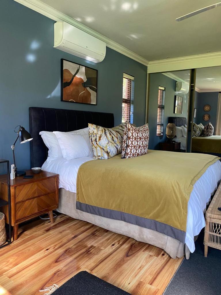 The Woodpecker Inn Pretoria Bagian luar foto