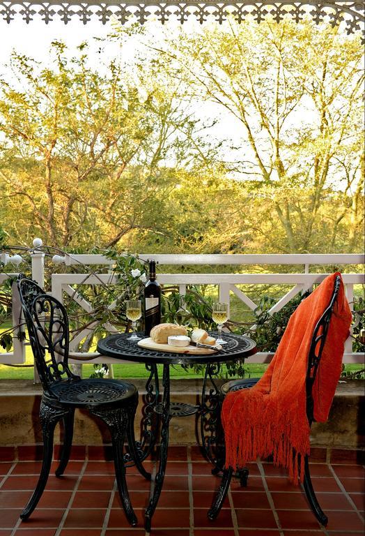 The Woodpecker Inn Pretoria Bagian luar foto