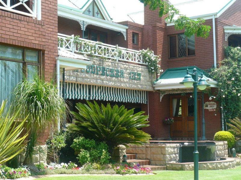 The Woodpecker Inn Pretoria Bagian luar foto