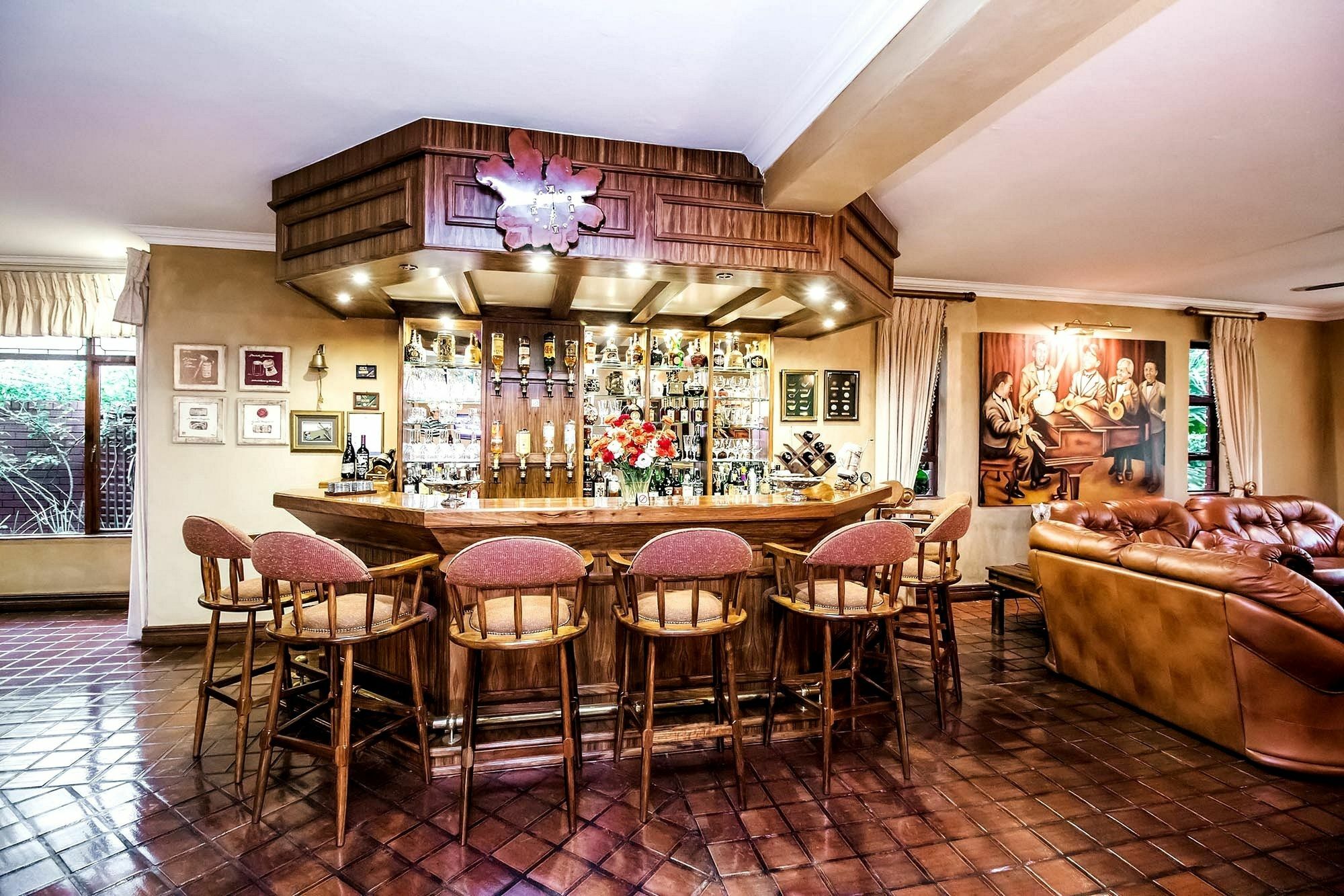 The Woodpecker Inn Pretoria Bagian luar foto