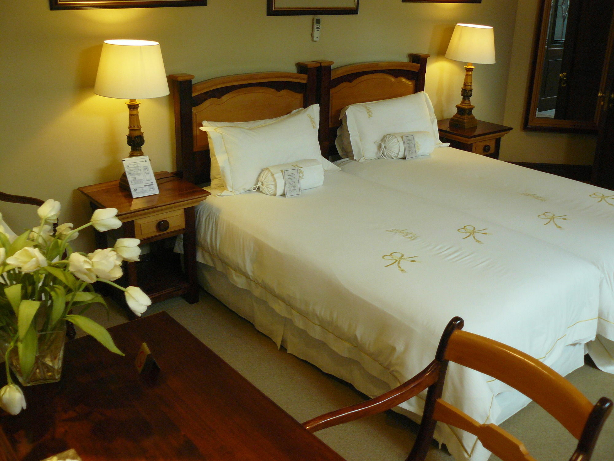 The Woodpecker Inn Pretoria Bagian luar foto